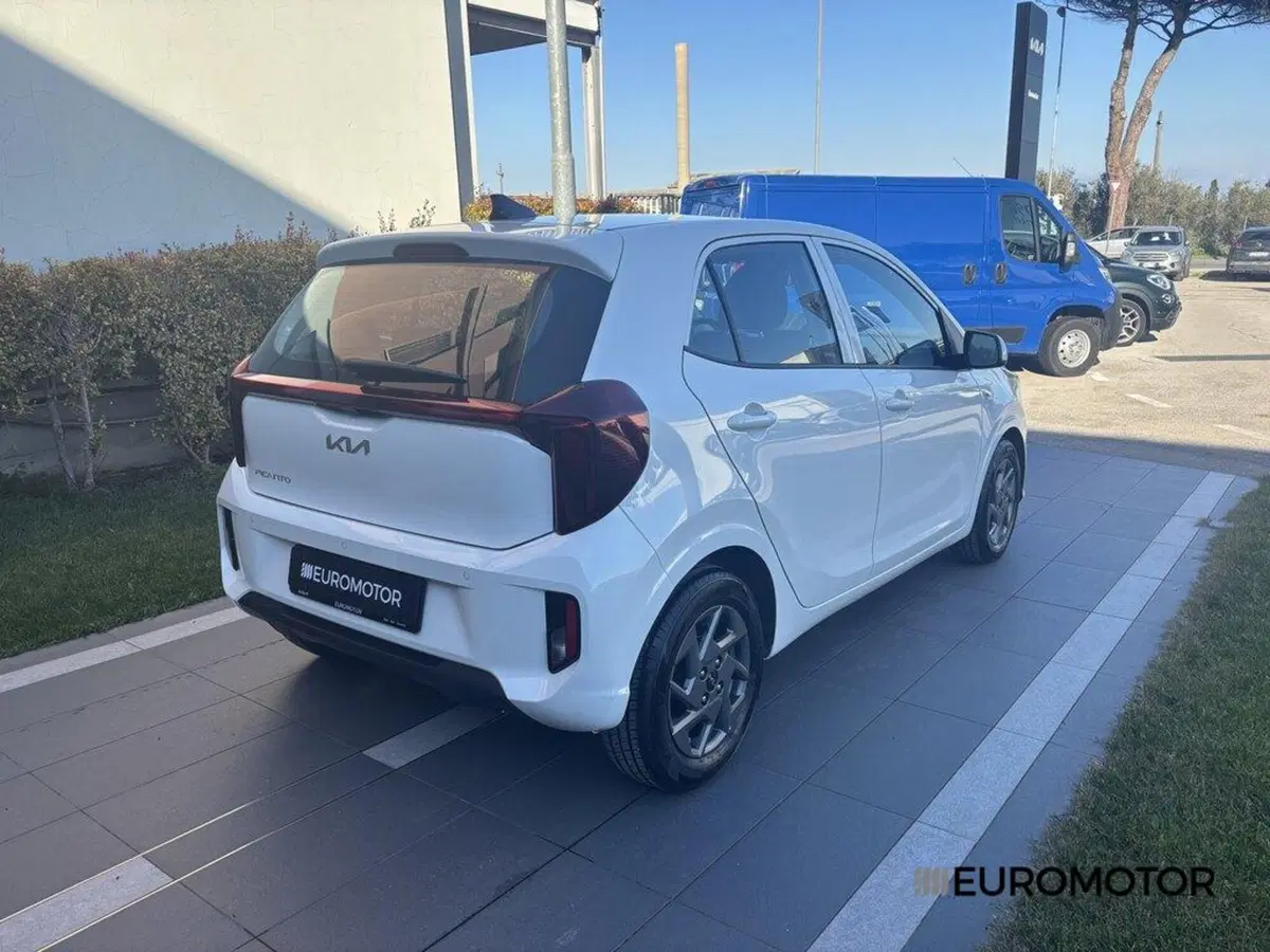 Kia Picanto usata a Bari (5)