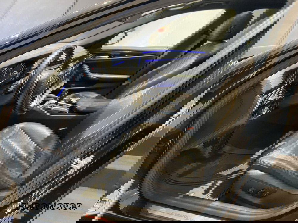 BMW Serie 5 Touring usata a Bari (15)