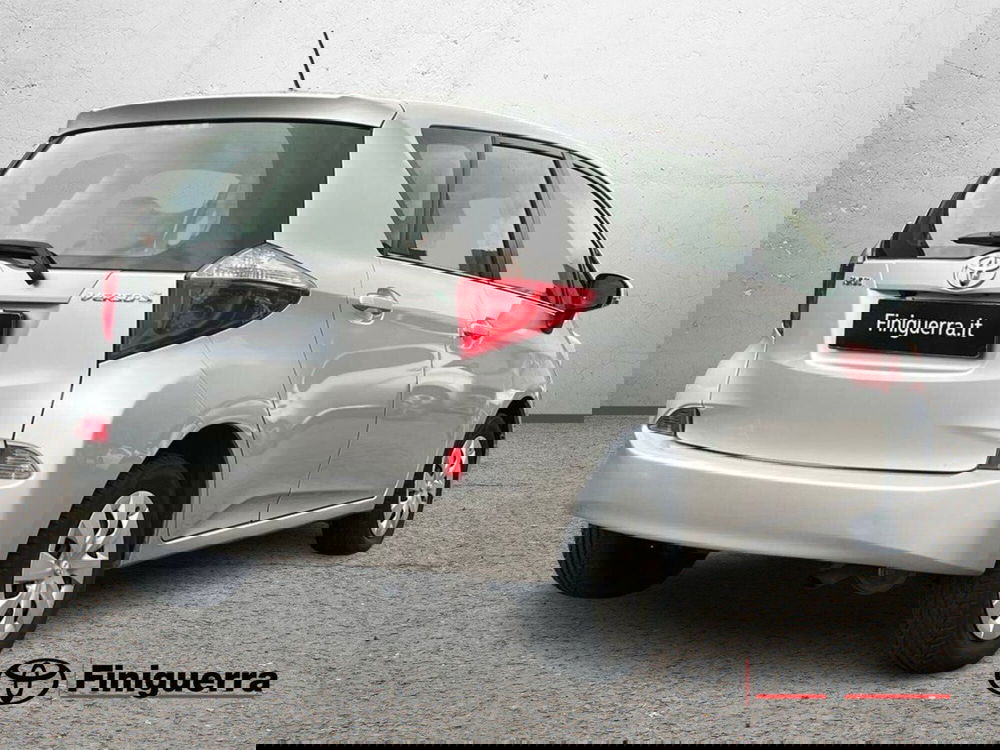 Toyota Verso-S usata a Sondrio (4)