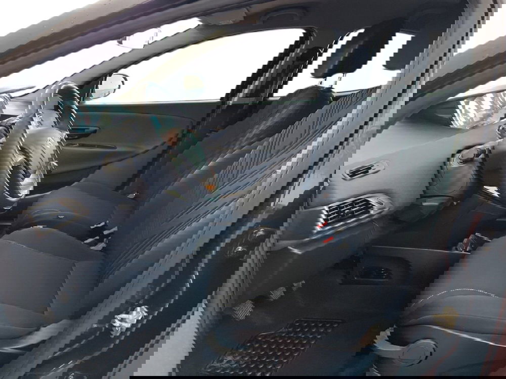 Lancia Ypsilon usata a Torino (10)