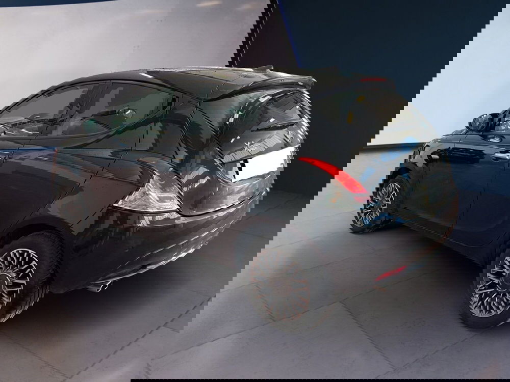 Lancia Ypsilon usata a Torino (6)