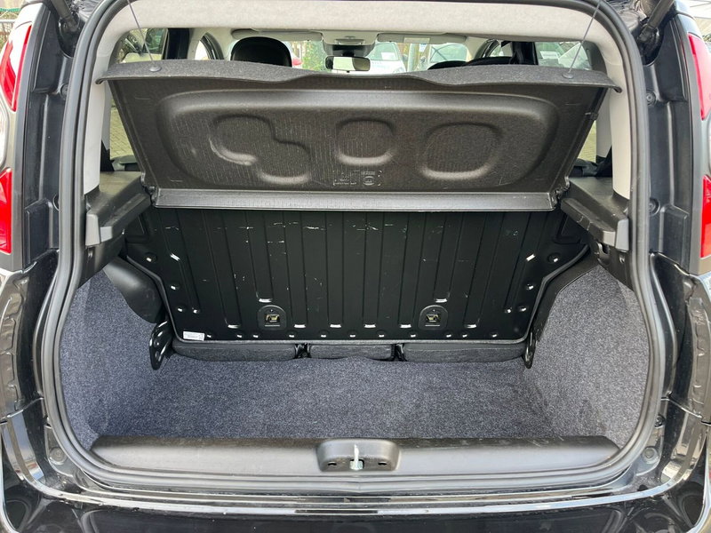 Fiat Panda Cross usata a Milano (11)