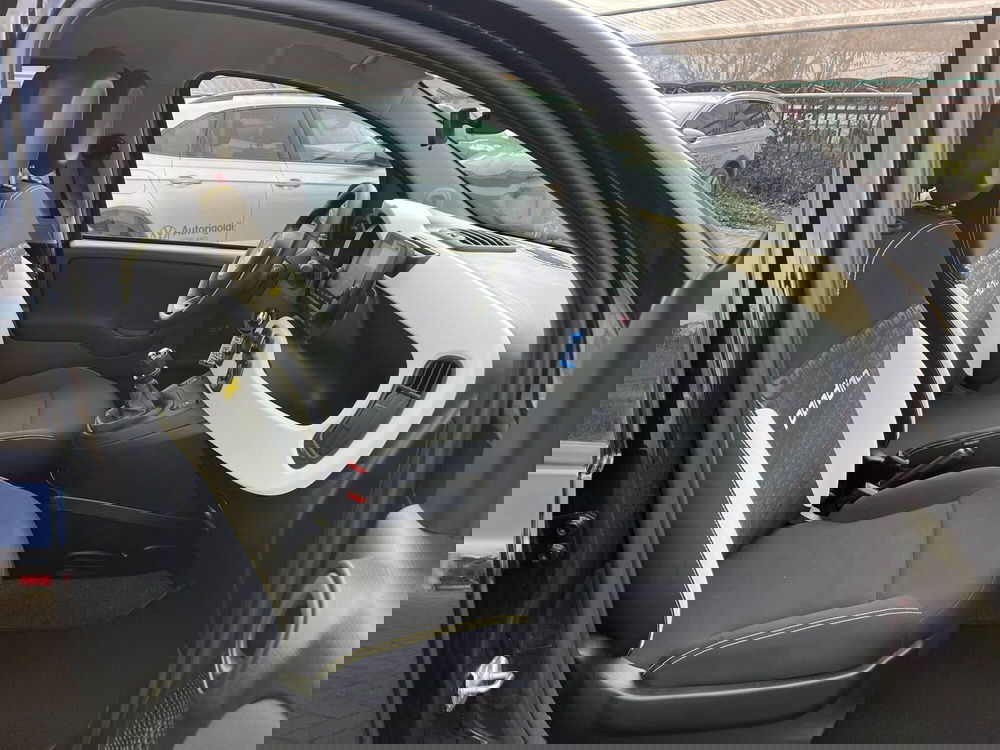 Fiat Panda Cross usata a Milano (13)