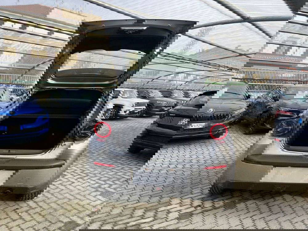 Lancia Ypsilon nuova a Milano (11)