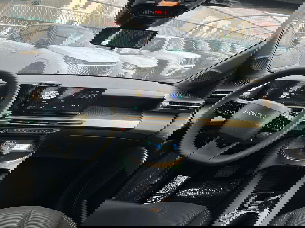 Lancia Ypsilon nuova a Milano (17)