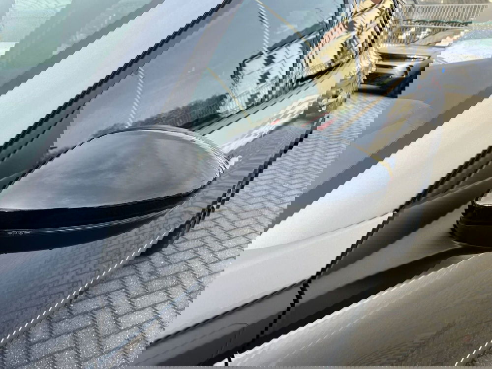 Peugeot 2008 usata a Milano (4)