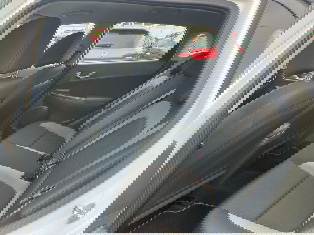 Hyundai Kona usata a Milano (15)