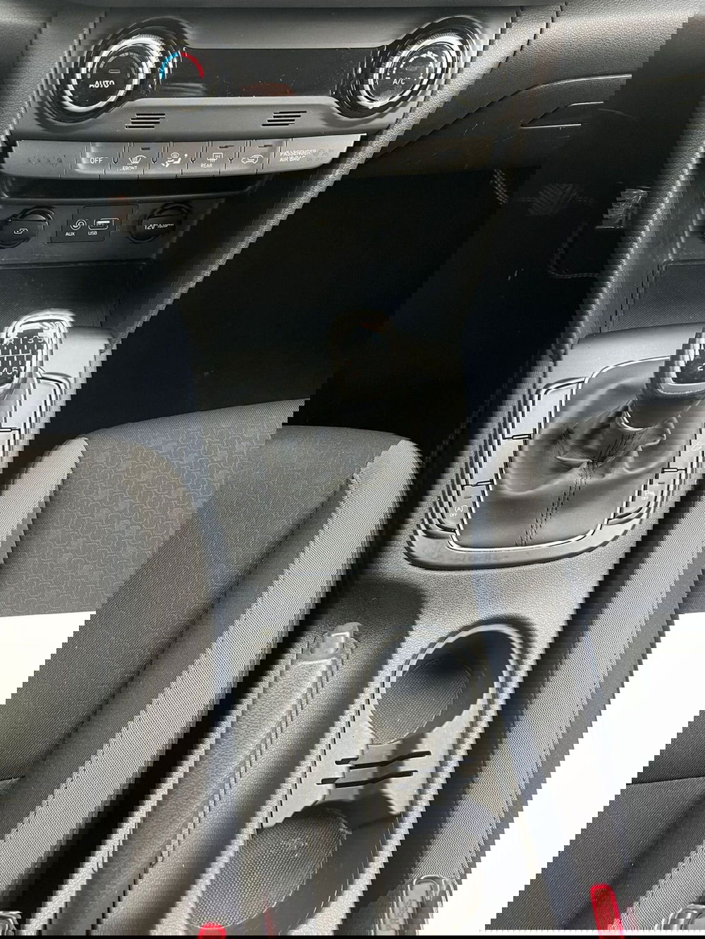 Hyundai Kona usata a Milano (19)