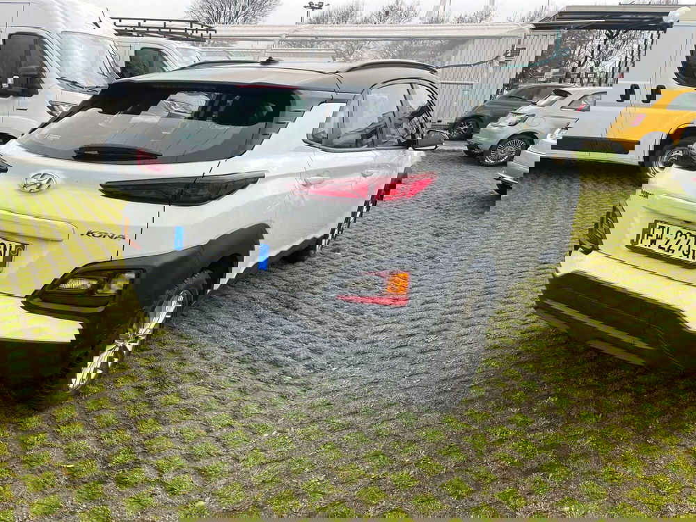 Hyundai Kona usata a Milano (9)