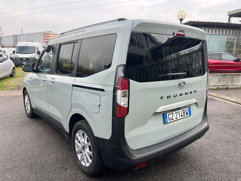 Ford Tourneo Courier usata a Milano (10)