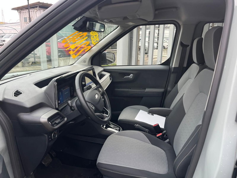 Ford Tourneo Courier usata a Milano (14)