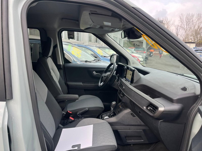 Ford Tourneo Courier usata a Milano (15)