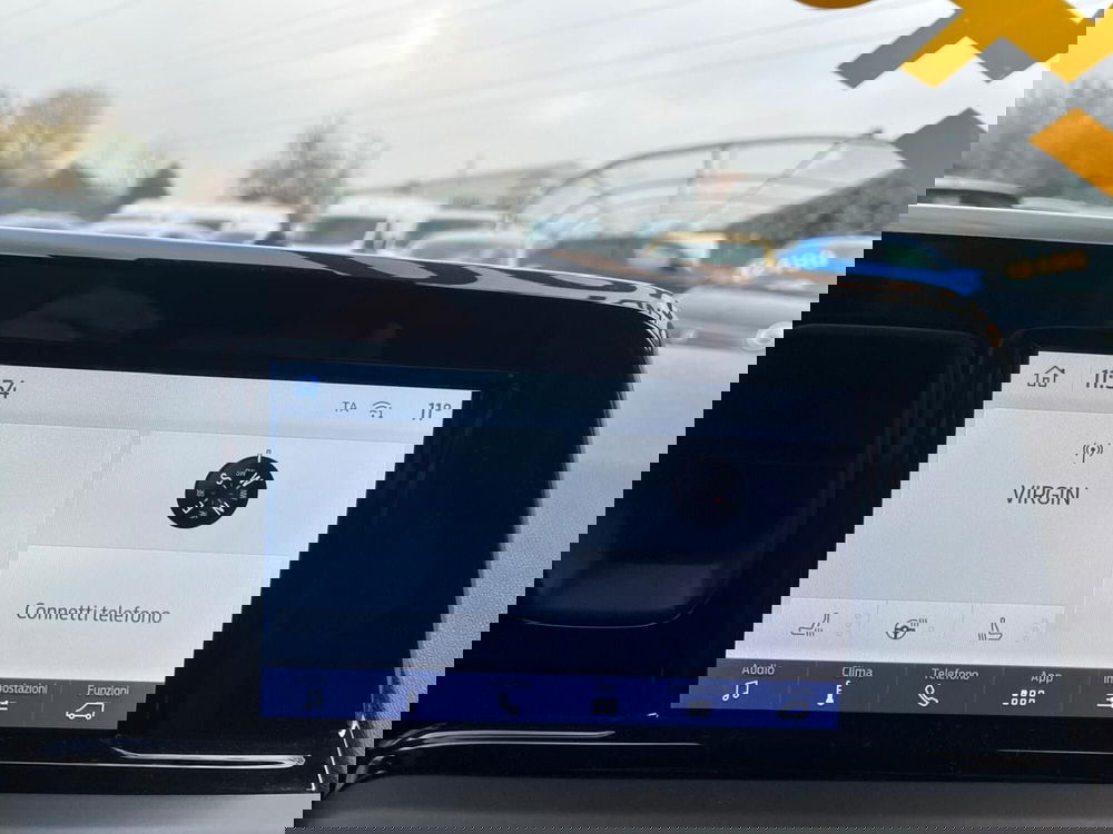 Ford Tourneo Courier usata a Milano (19)