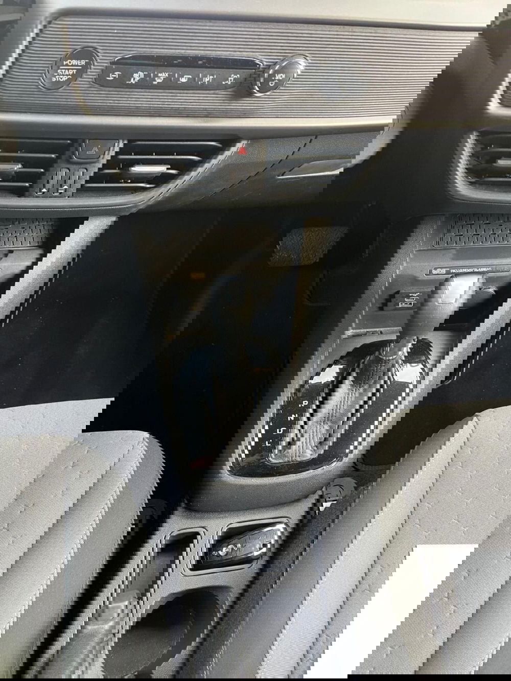 Ford Tourneo Courier usata a Milano (20)