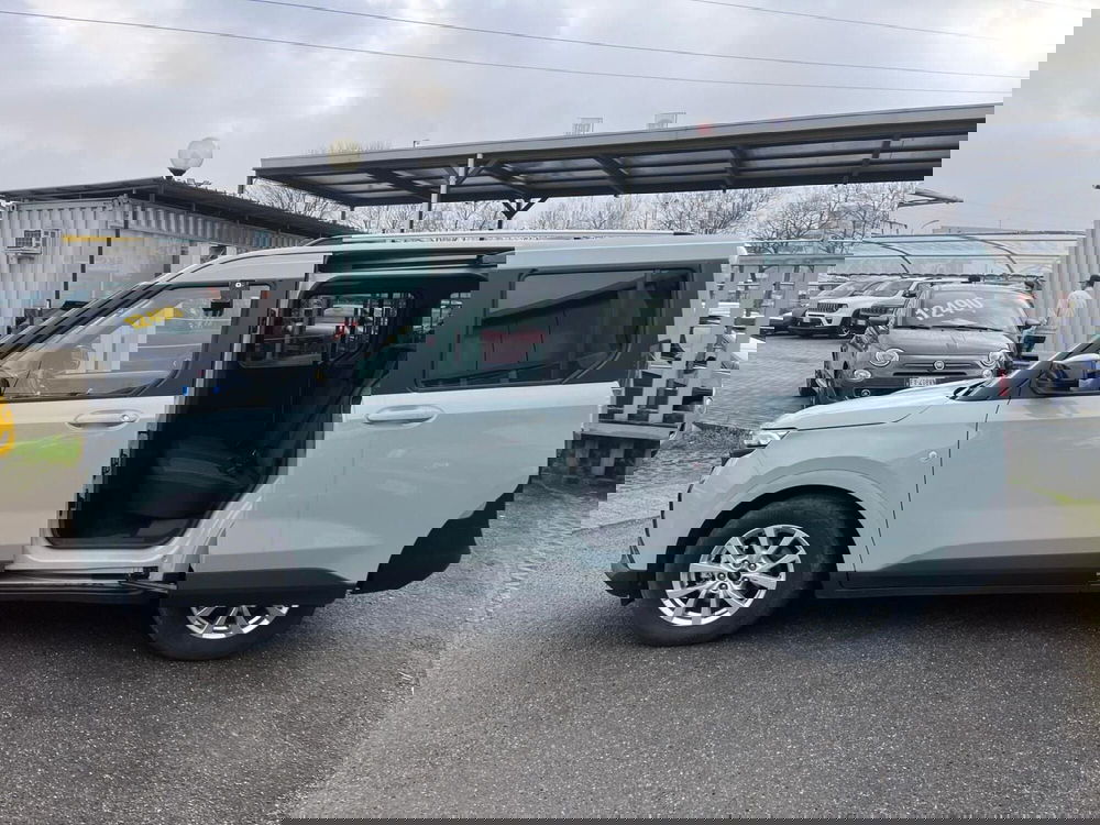 Ford Tourneo Courier usata a Milano (7)
