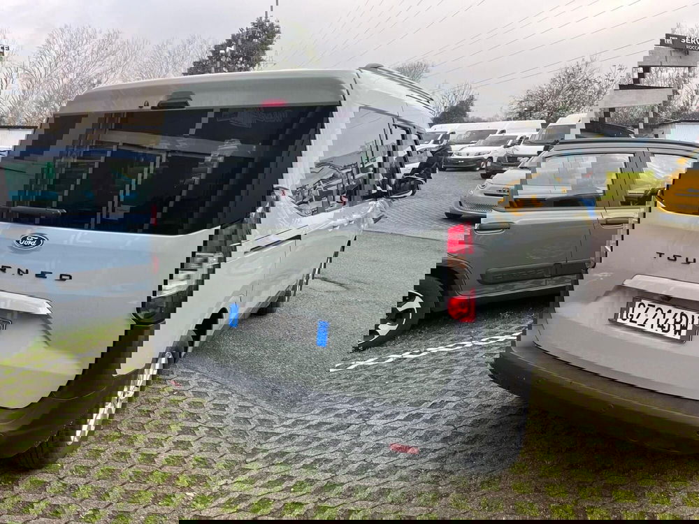 Ford Tourneo Courier usata a Milano (8)