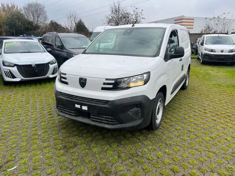 Peugeot Partner Furgone nuova a Milano