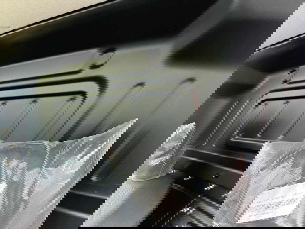 Peugeot Partner Furgone nuova a Milano (15)