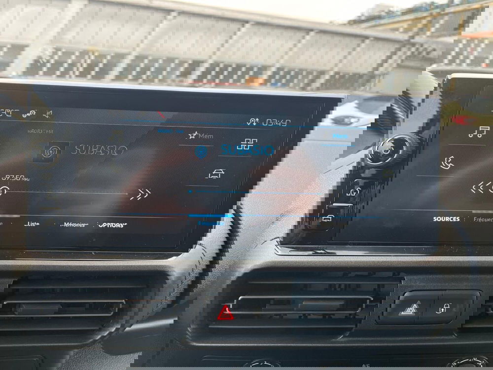 Peugeot Partner Furgone nuova a Milano (19)