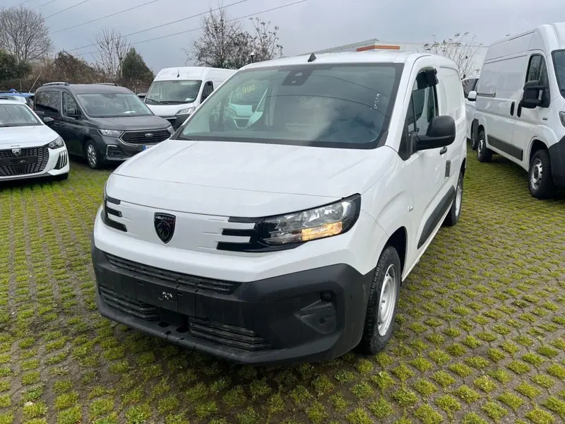 Peugeot Partner Furgone nuova a Milano