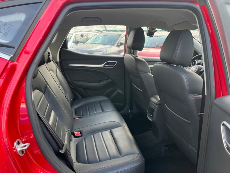 Mg ZS usata a Milano (16)