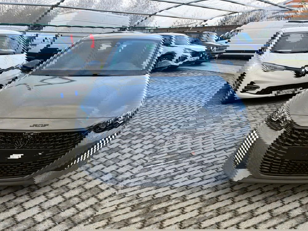 Peugeot 208 usata a Milano (2)