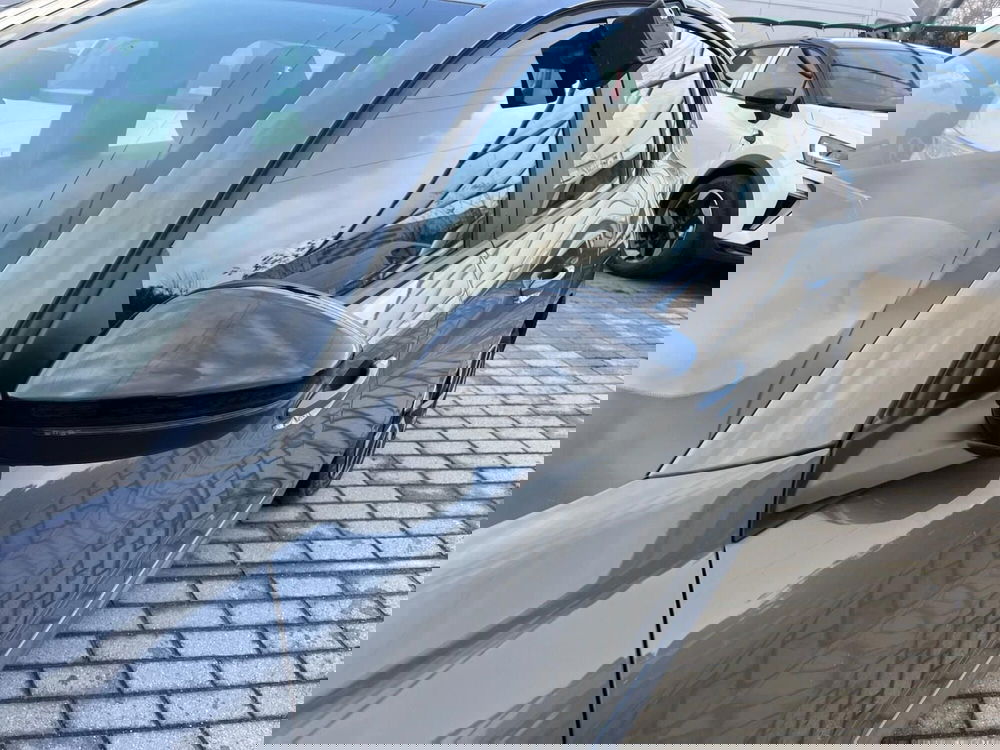 Peugeot 208 usata a Milano (4)