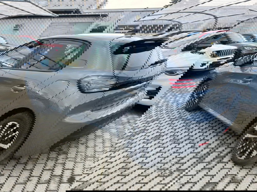 Peugeot 208 usata a Milano (8)