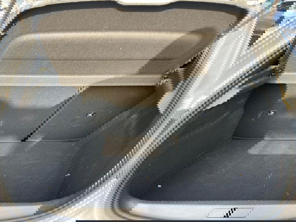 Peugeot 208 usata a Milano (12)