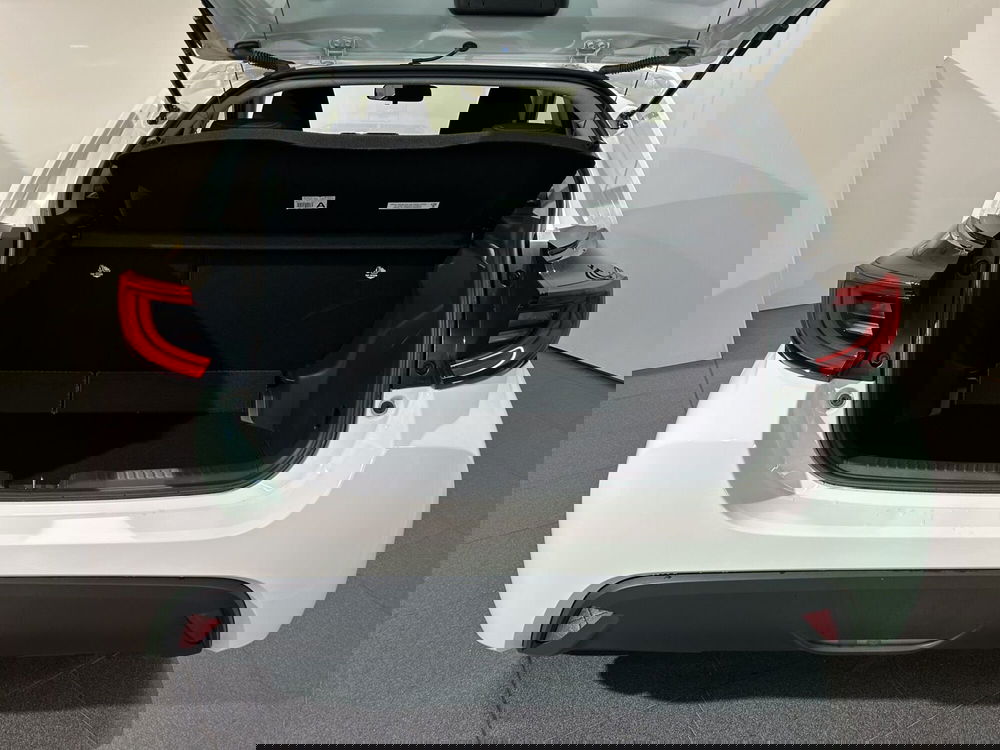 Toyota Yaris usata a Milano (11)