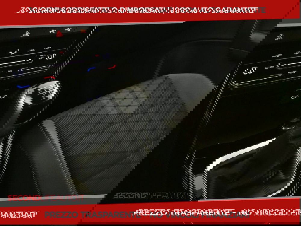 Volkswagen T-Roc nuova a Chieti (12)