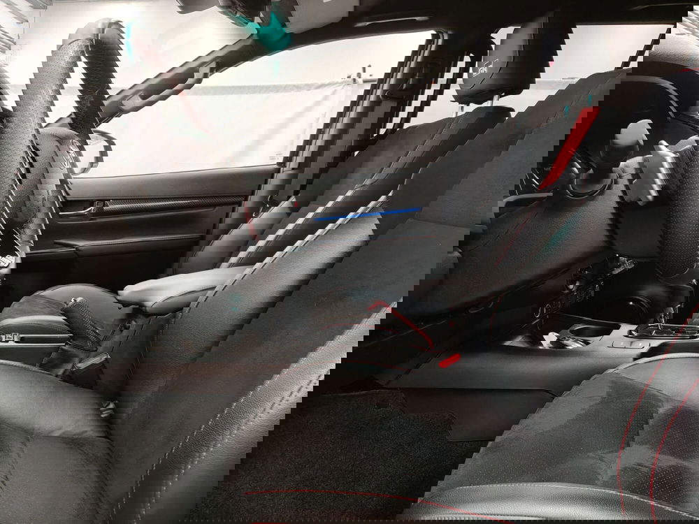 Toyota Hilux usata a Roma (14)