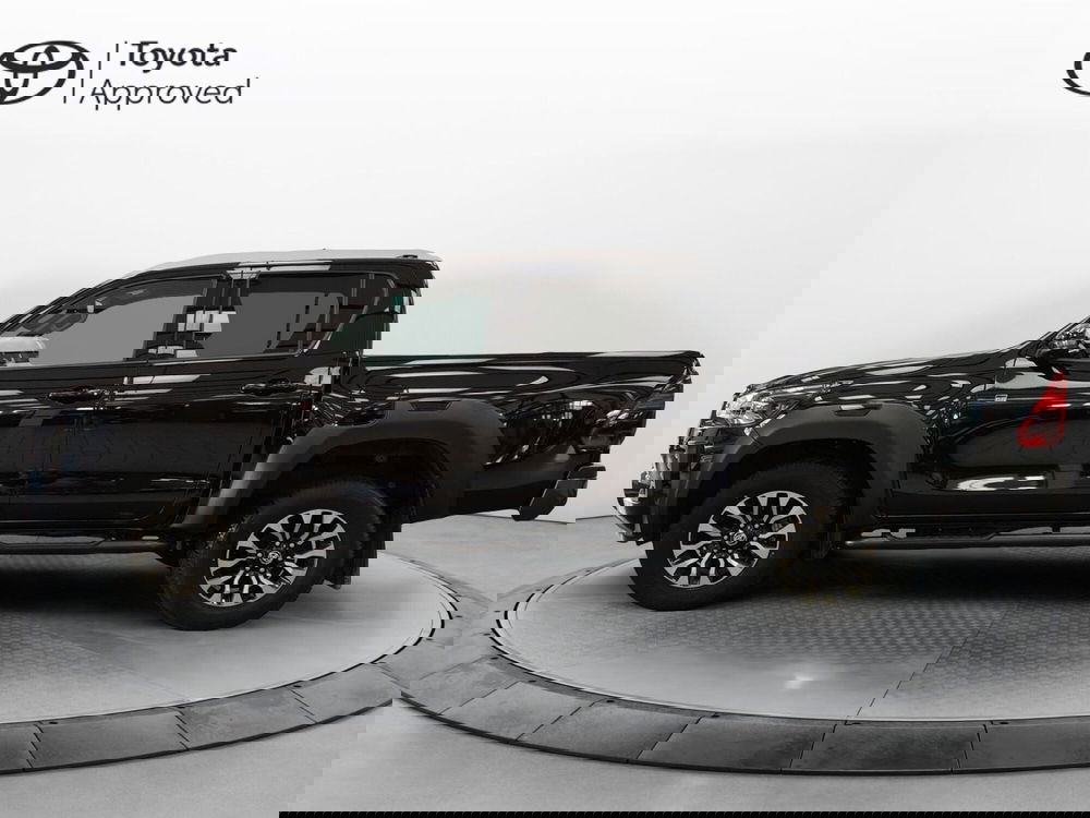 Toyota Hilux usata a Roma (3)