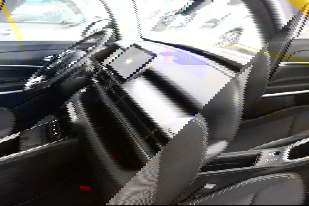 Jeep Avenger usata a Cremona (7)