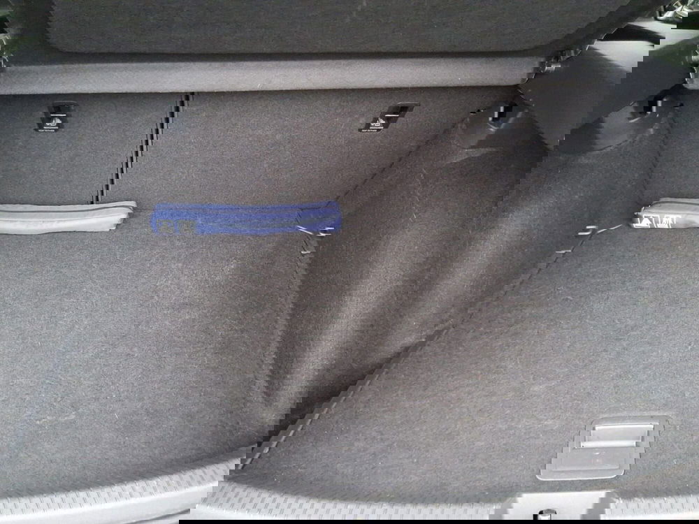 Volkswagen Taigo usata a Bologna (10)