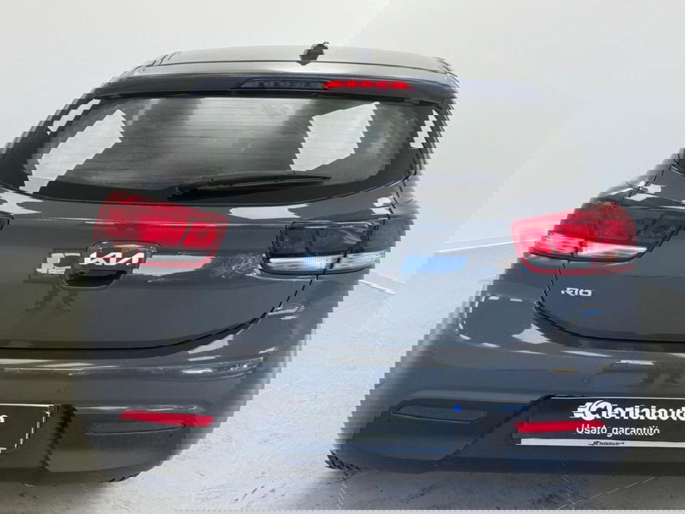 Kia Rio usata a Como (7)