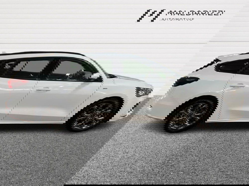 Ford Focus Station Wagon usata a Bari (5)