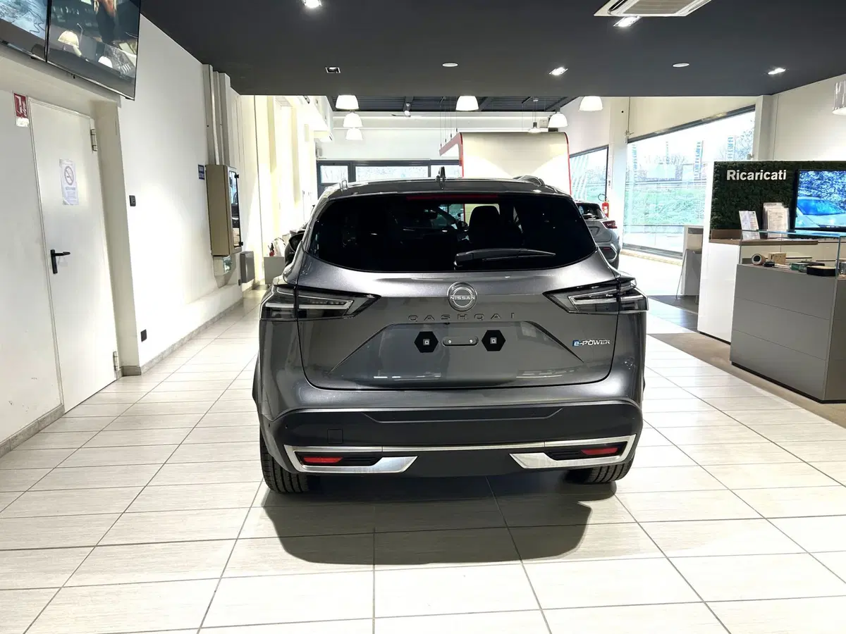 Nissan Qashqai nuova a Ferrara (5)
