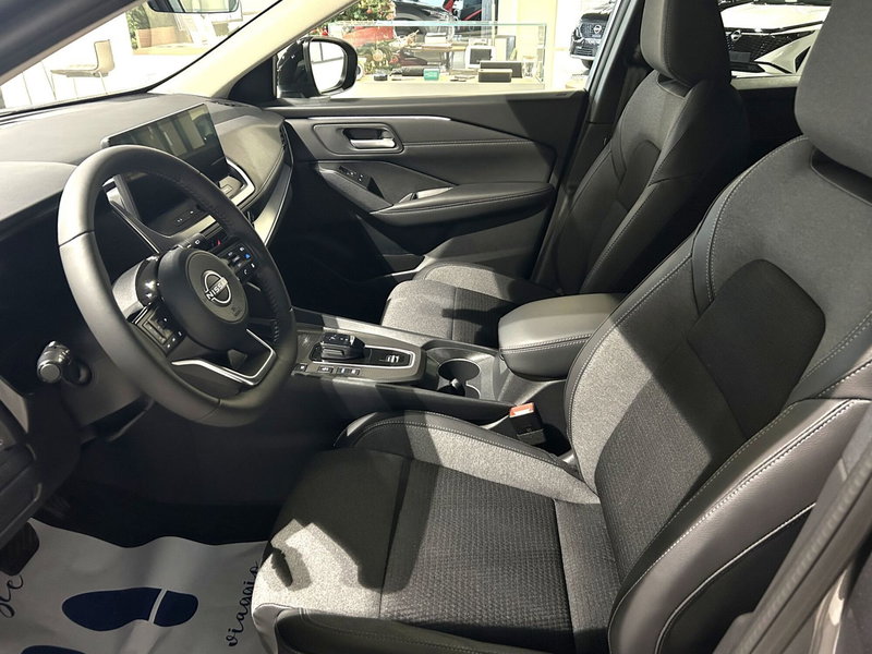 Nissan Qashqai nuova a Ferrara (8)