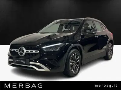 Mercedes-Benz GLA SUV 180 d Automatic Premium del 2024 usata a Milano