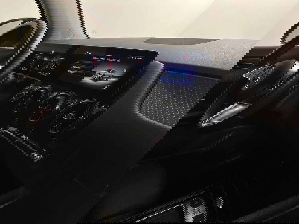 Mercedes-Benz GLA SUV usata a Milano (14)