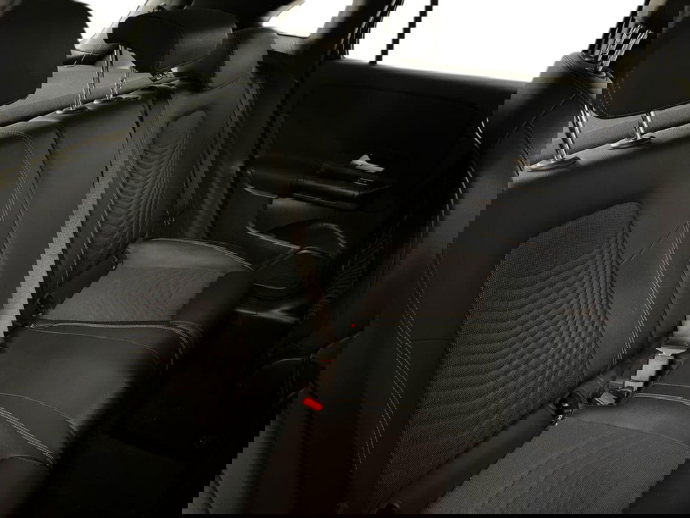 Mercedes-Benz GLA SUV usata a Milano (16)