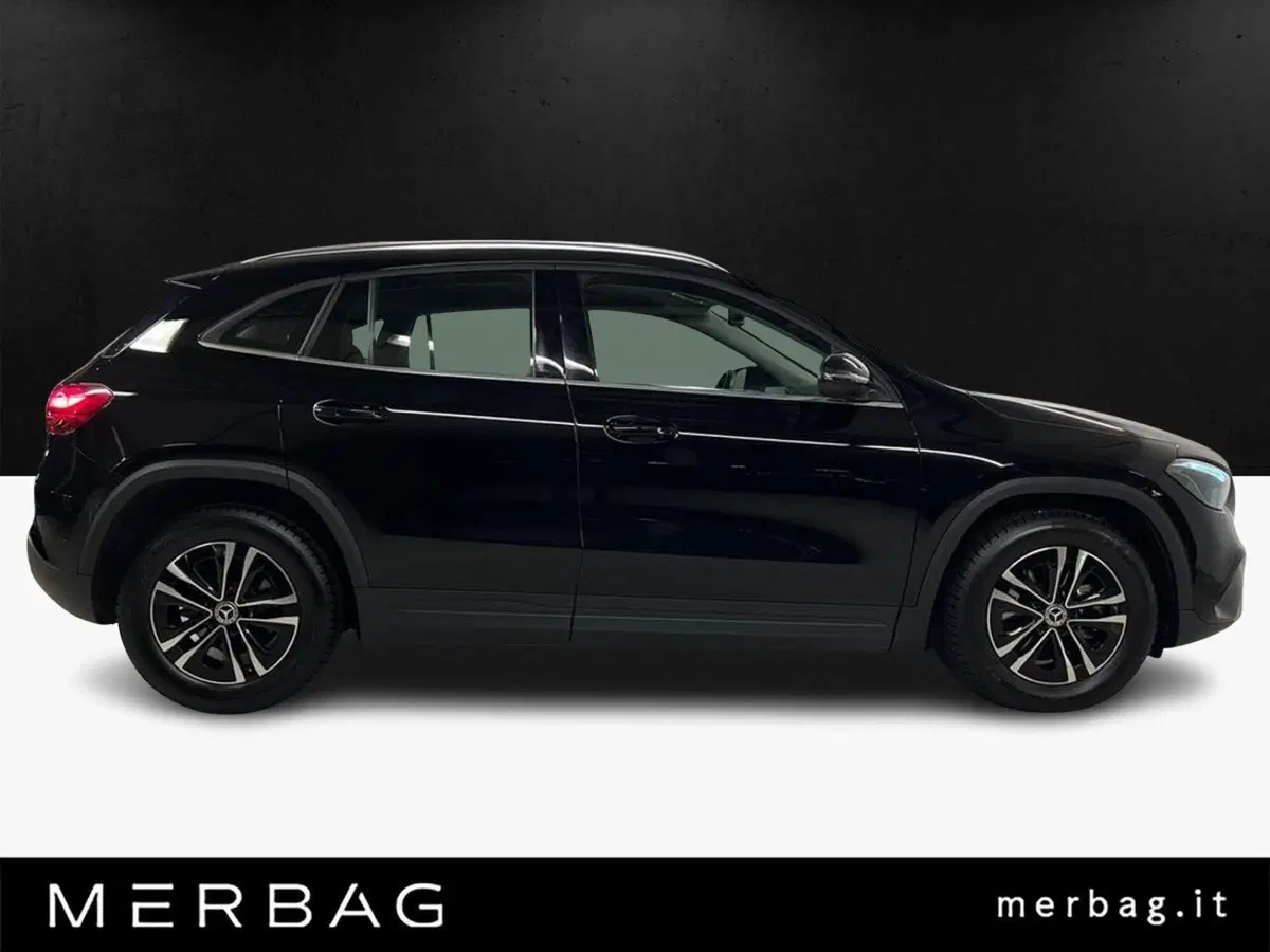 Mercedes-Benz GLA SUV usata a Milano (5)