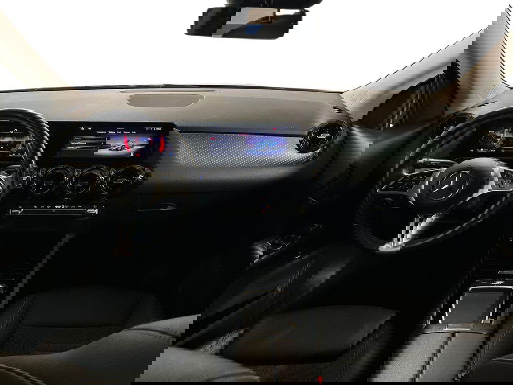 Mercedes-Benz GLA SUV usata a Milano (9)