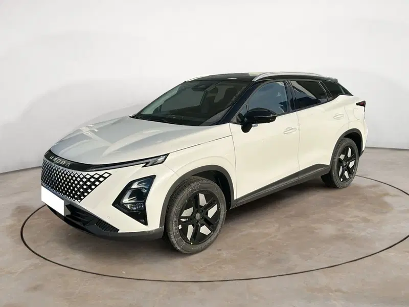 Omoda Omoda 5 SHS-H nuova a Vercelli