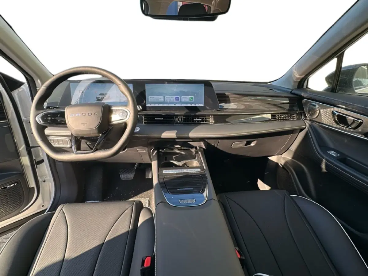 Omoda Omoda 5 SHS-H nuova a Vercelli (10)