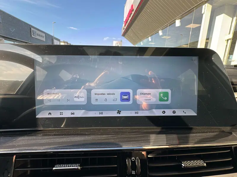 Omoda Omoda 5 SHS-H nuova a Vercelli (12)