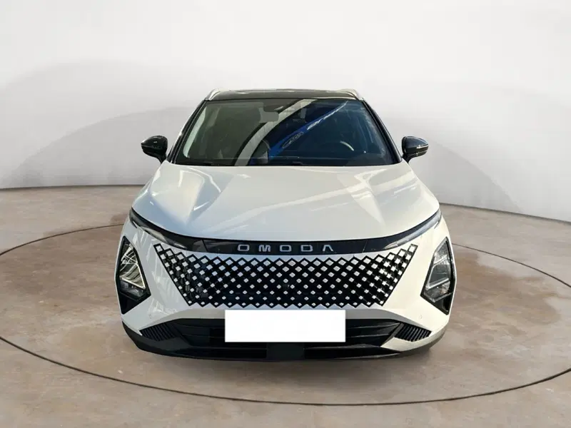 Omoda Omoda 5 SHS-H nuova a Vercelli (2)
