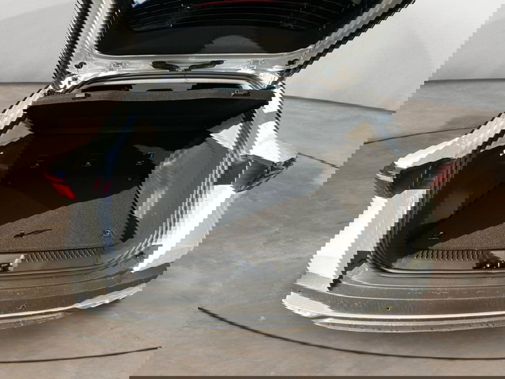 Omoda Omoda 5 SHS-H nuova a Vercelli (9)