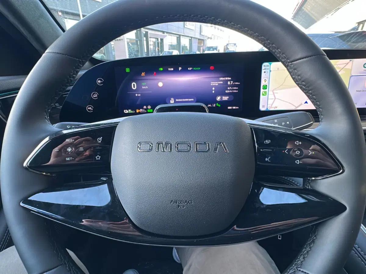 Omoda Omoda 9 SHS-P nuova a Vercelli (13)